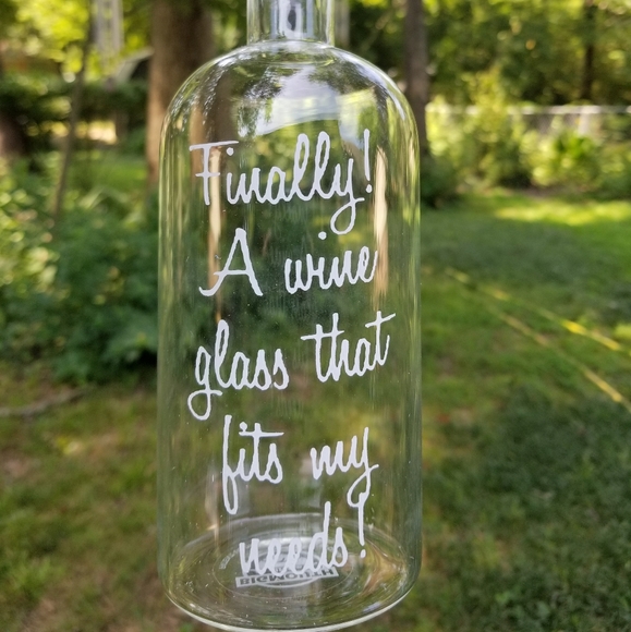 big MOUTH  inc Other - Wine Bottle Glass